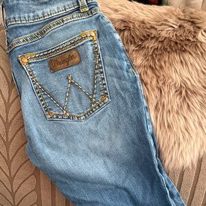 Wrangler Women's Light Blue Straight Leg Jeans